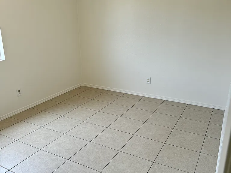11335 Tiara St #14 — Photo 11