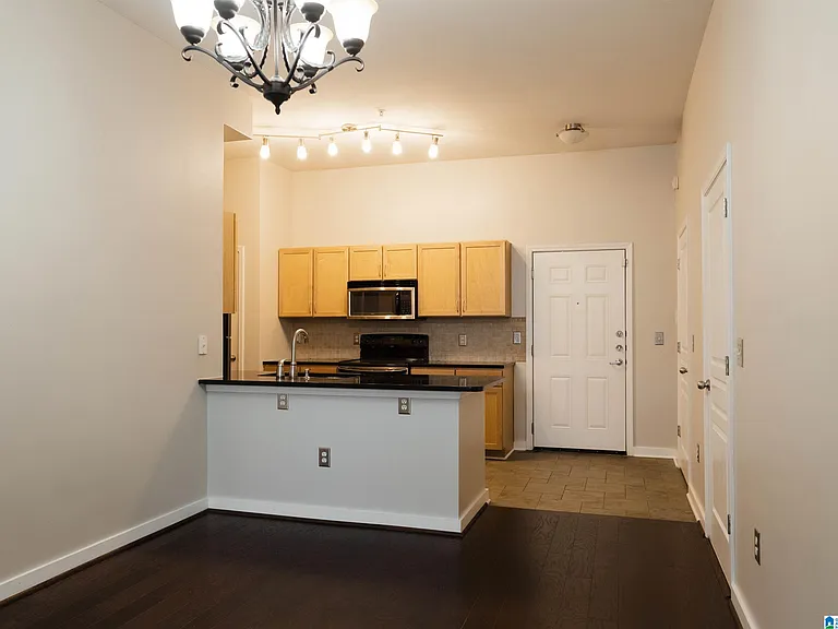 2020 5th Ave S #137 — Photo 6