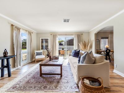 237 23rd St, Costa Mesa, CA, 92627