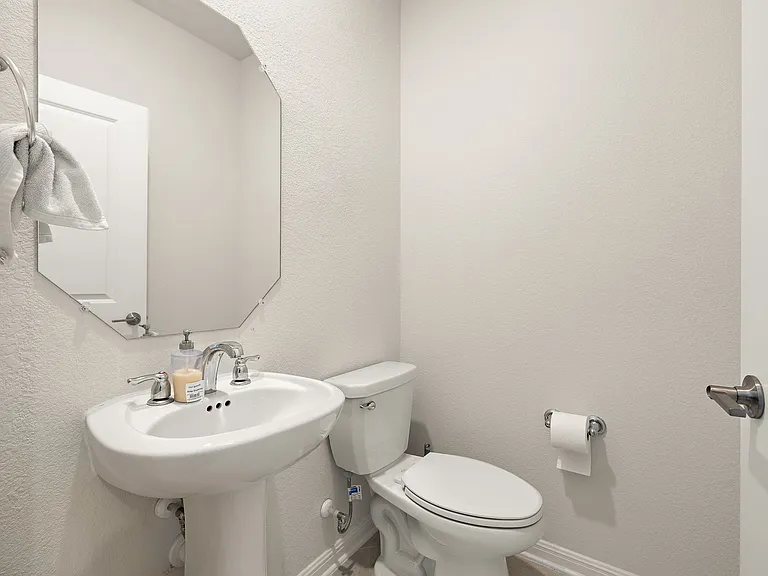 604 Spindrift Ln — Photo 17