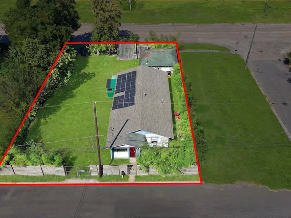 1323 E 36th St, Houston, TX 77022