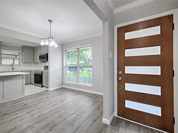 1605 Monterrey Dr, Garland, TX 75042