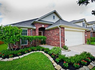 9730 Opal Rock Dr, Rosharon, TX 77583