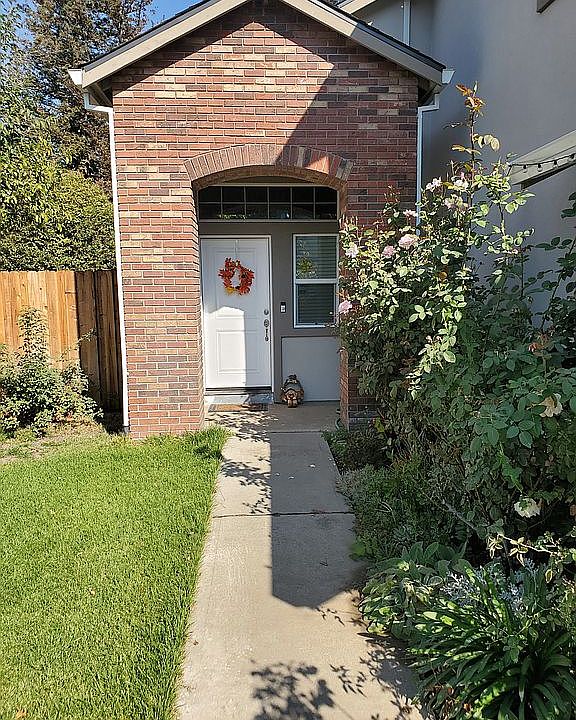 2nd image of 8309 Rambleton Way