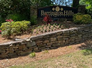 611 Barrington Hills Dr, Sandy Springs, GA 30350