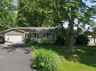 16 Academy St, German Valley, IL 61039