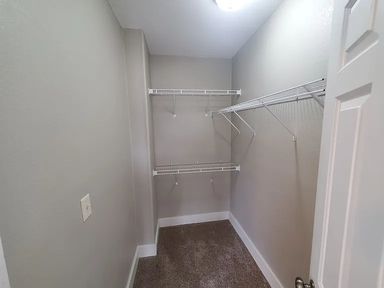739 17th St #4 — Photo 12