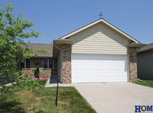 1204 Dublin Rd, Lincoln, NE 68521