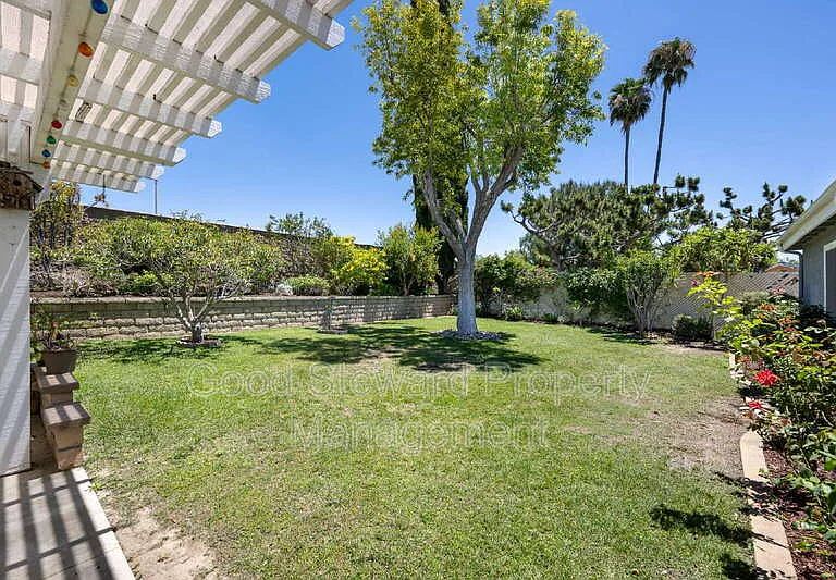 20251 Avenida Del Norte — Photo 33