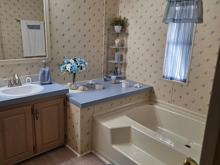 7100 SE Carrotwood Ln — Photo 10