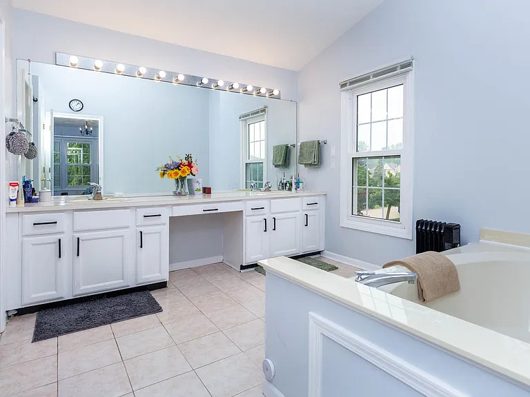 45520 Morningside Dr — Photo 34