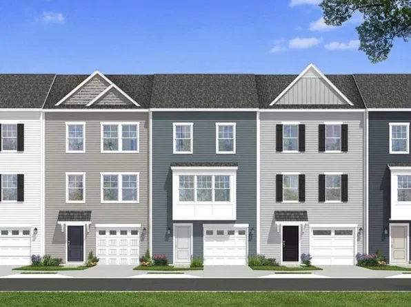 74 Abbott Way, Bunker Hill, WV 25413