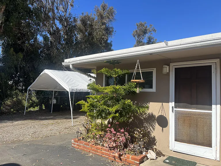 717 S Cedros Ave — Photo 14