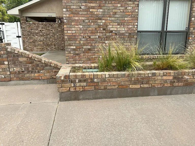 2604 W 8th St — Photo 14