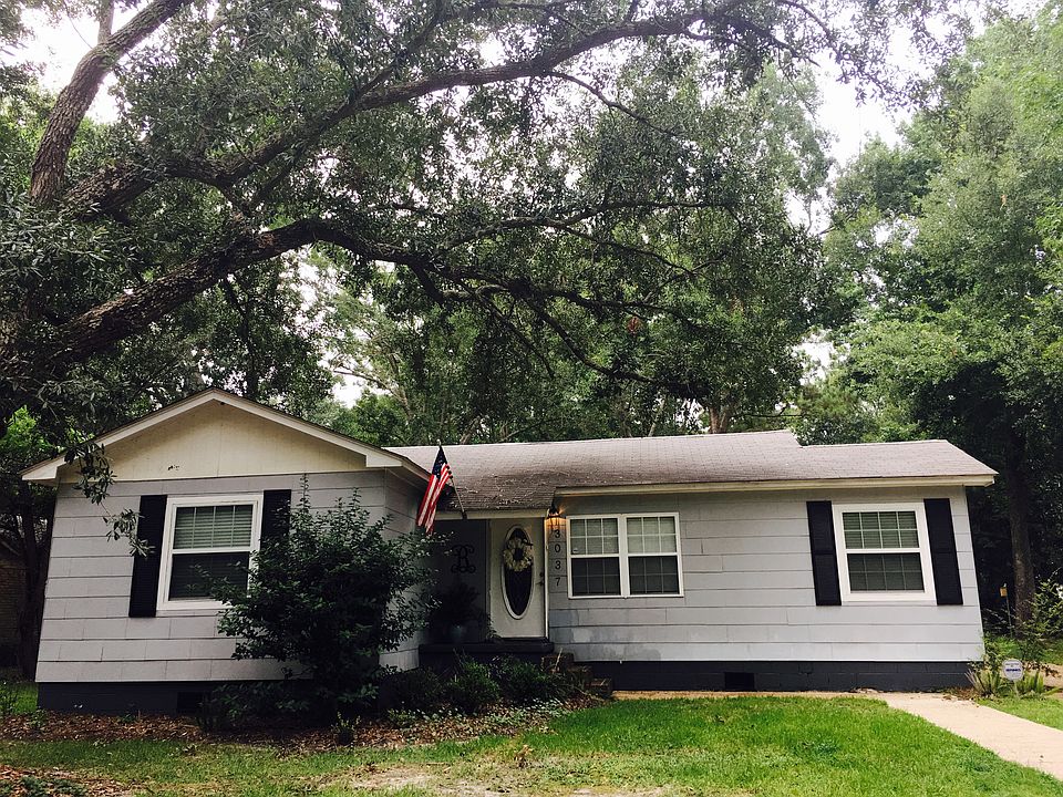 1st image of 3037 Woodlawn Ave