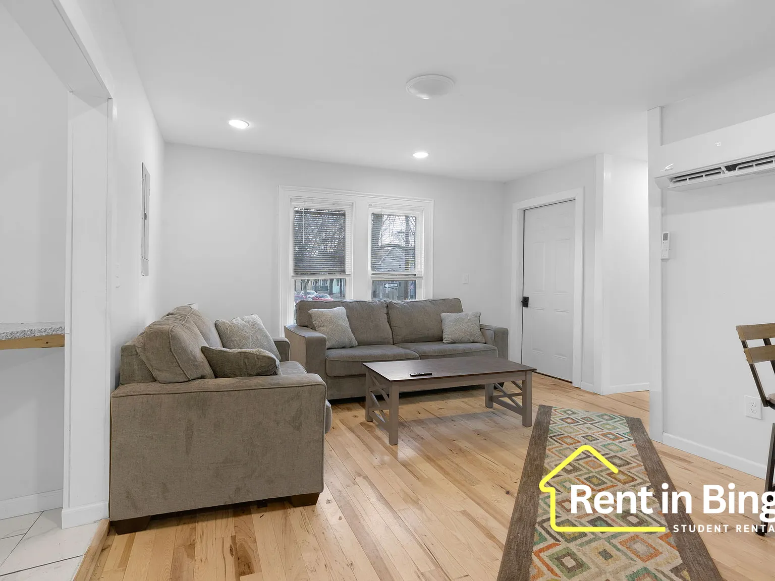 38 Seminary Ave — Photo 4