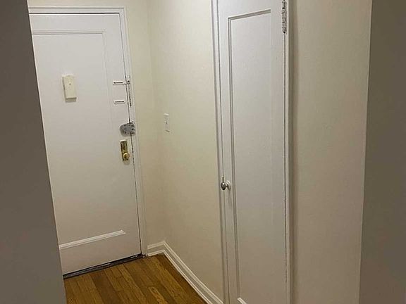 2nd image of 2329 Hudson Ter APT D5