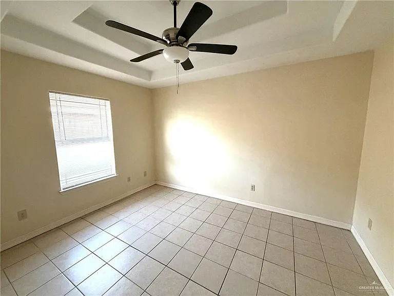 1811 Aruba Dr — Photo 9