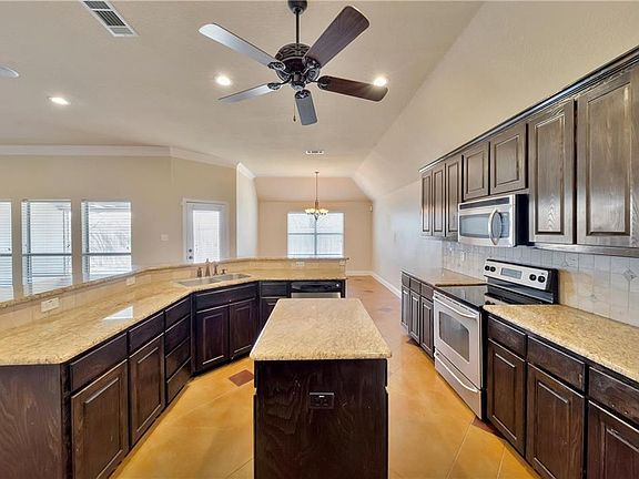 2nd image of 318 Spyglass Dr