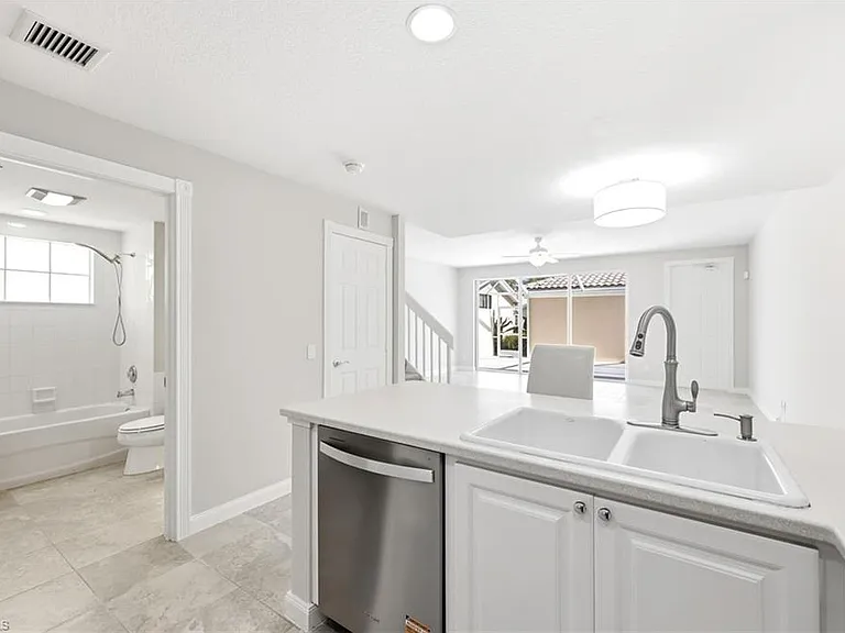 7821 Veronawalk Blvd — Photo 11
