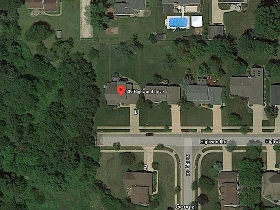 4th image of 639 Highwood Dr
