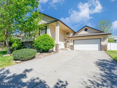 1040 E Warm Springs Ave, Post Falls, ID, 83854