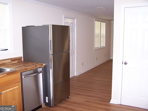 4th image of 450 Annie P Henderson Dr