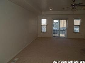 2nd image of 513 W Bountiful Way