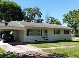 611 Hammock St, Wellsville, MO 63384