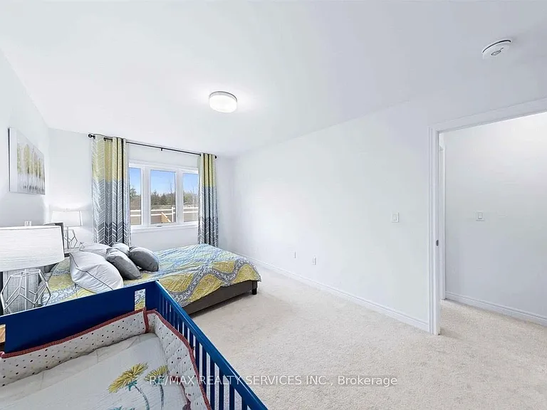 1974 McNeil St — Photo 11