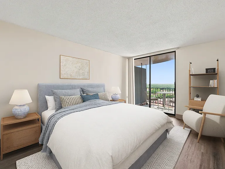 The Pavilion Apartments — Photo 3