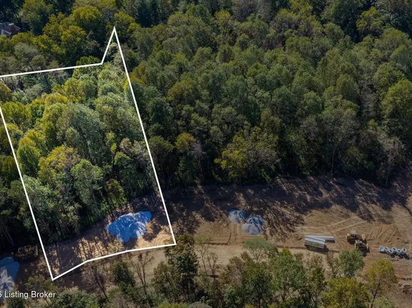 9 Banta Blvd, Pewee Valley, KY 40056