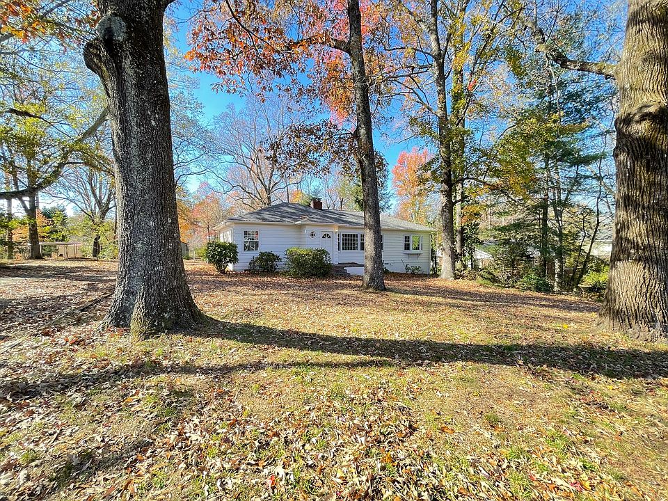 1st image of 104 Elizabeth Dr