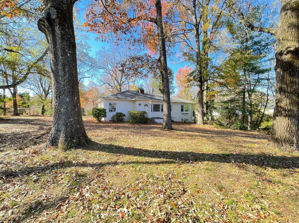 104 Elizabeth Dr