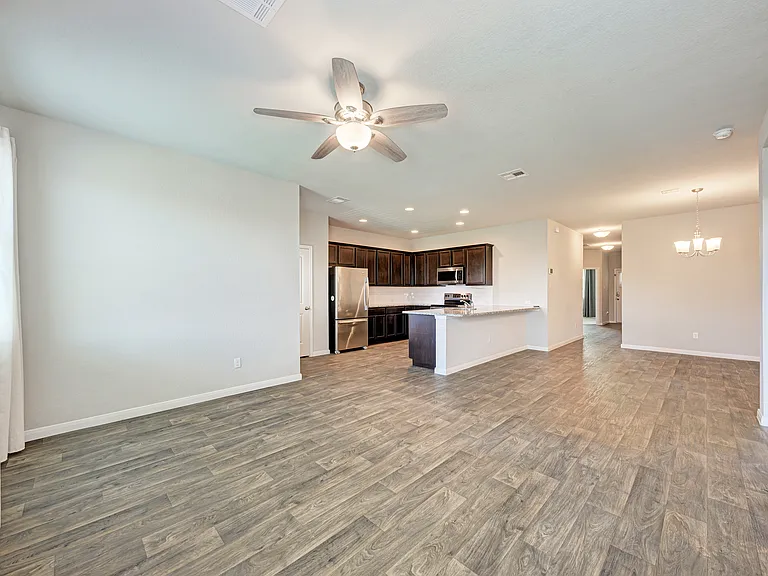125 Jubilee Dr — Photo 10