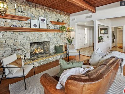 1128 Donaire Way, Pacific Palisades, CA, 90272