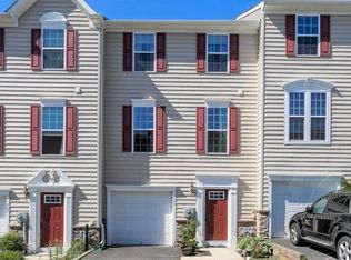507 Susan Cir, North Wales, PA 19454