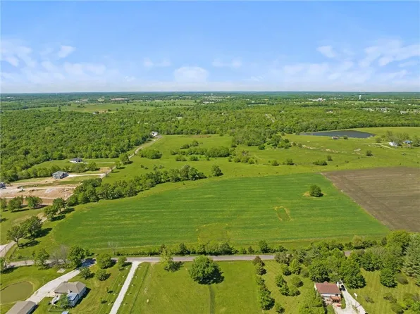 15209 S Hutt Rd, Pleasant Hill, MO 64080