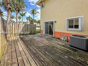 17866 NW 74th Ct — Photo 40