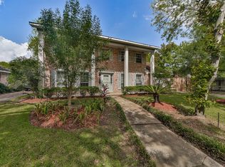 10702 Villa Lea Ln, Houston, TX 77071
