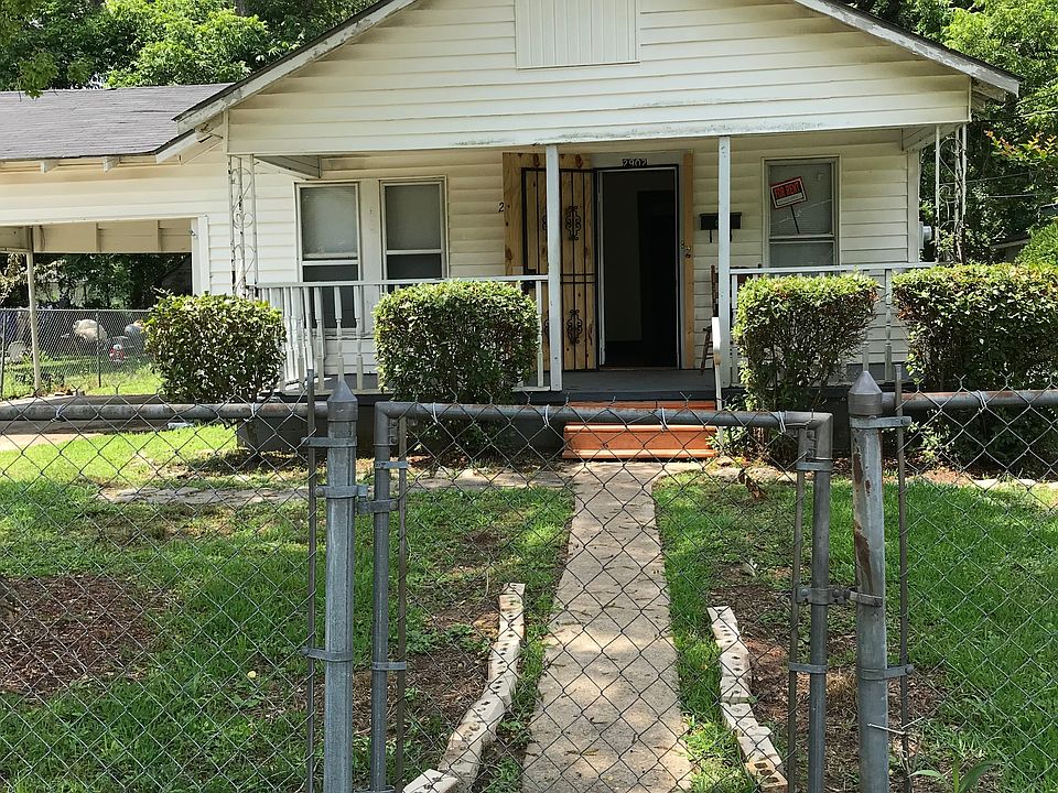 Fenced in Large Lot