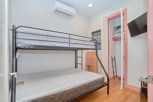 Rented by Halstead Real Estate | media 35