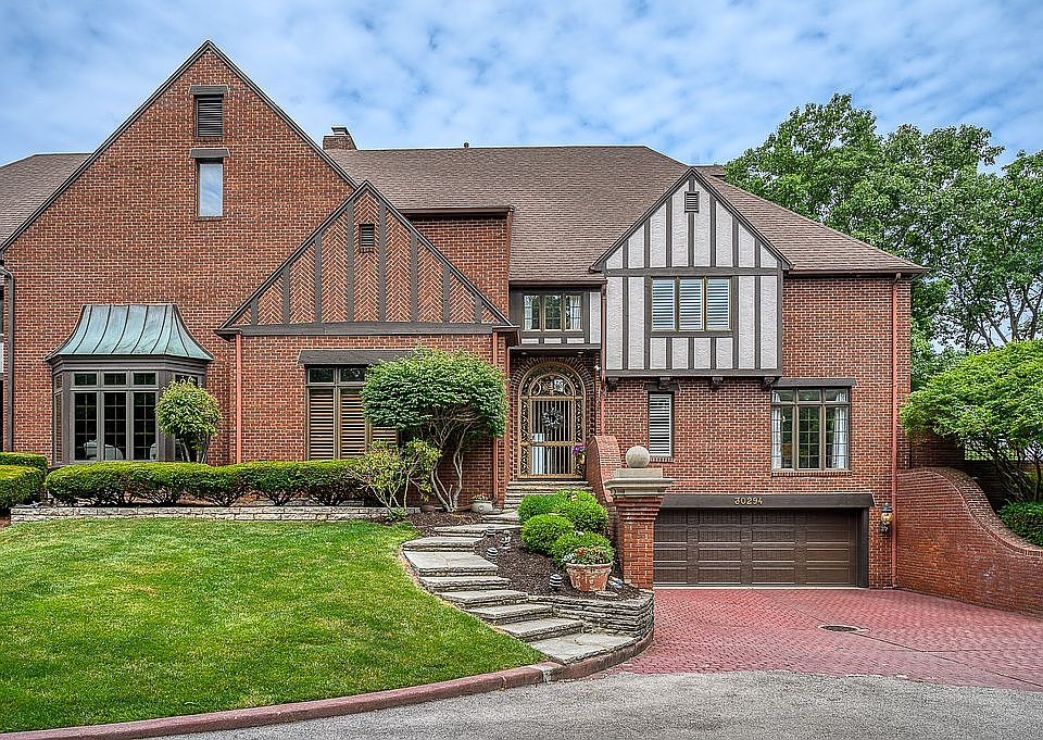 1st image of 30294 Waterford Dr