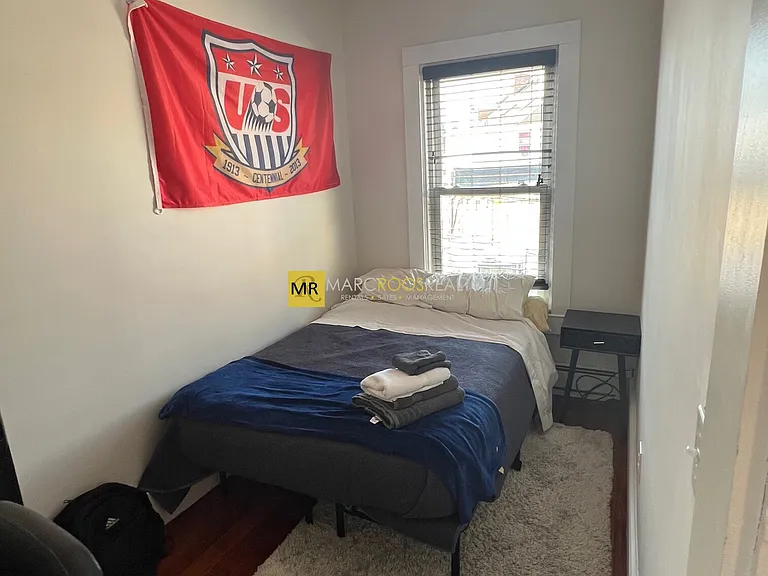 2 Elbow St #3 — Photo 3