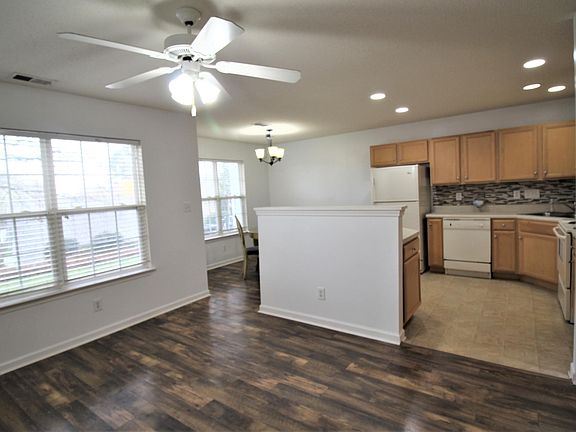 3rd image of 5954 Fellowship Dr