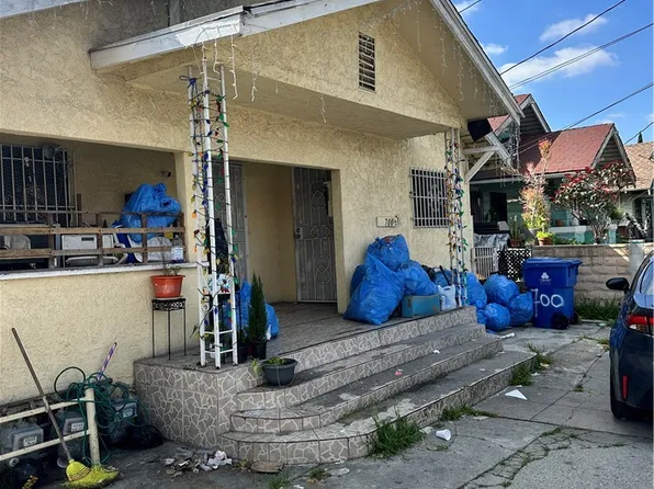 700 W 53rd St, Los Angeles, CA 90037