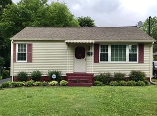 2010 Seymour Ave, Knoxville, TN 37917