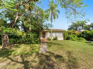 701 NE 119th St, Biscayne Park, FL 33161