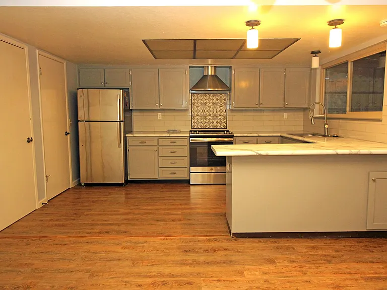 205 El Encanto Way — Photo 3