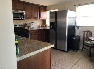 2490 Harbor View Dr, Matlacha, FL 33993